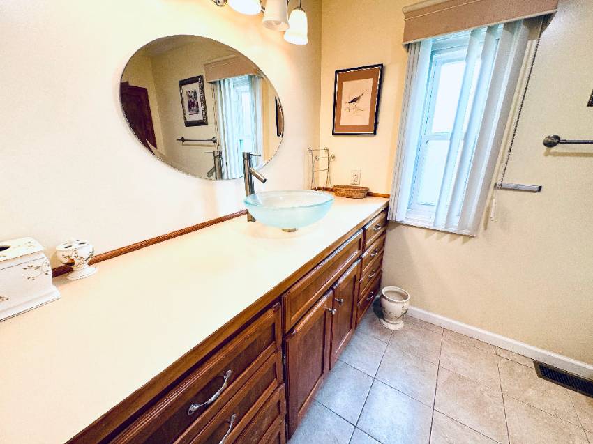 112 Sargasso Lane a Winter Haven, FL Mobile or Manufactured Home for Sale
